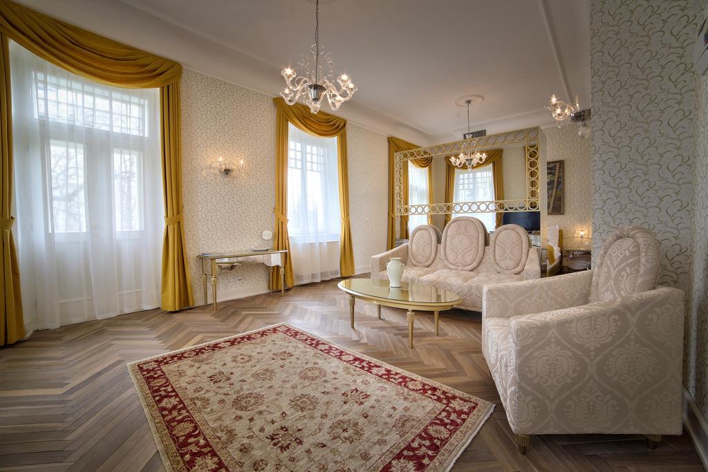 Art Hotel Kastiel Tomášov Dış mekan fotoğraf